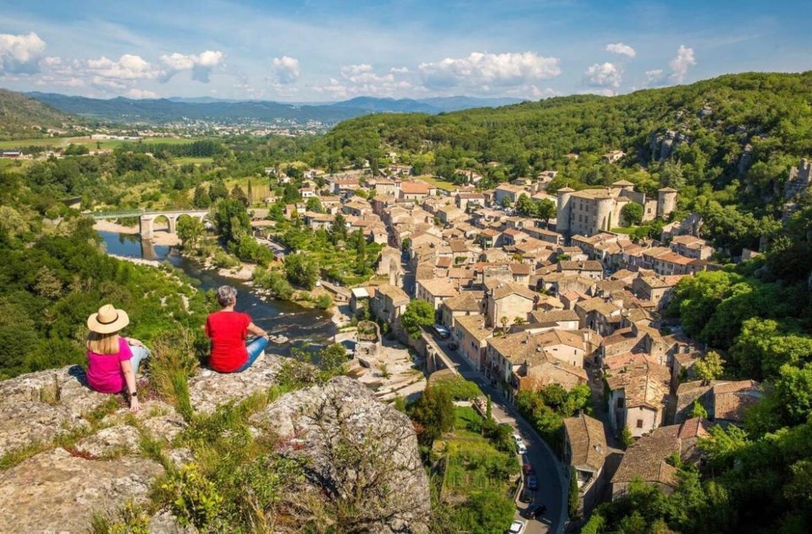 Escapade Ardechoise - Parking Gratuit - Chateau A 2 Pas Aubenas Exteriér fotografie